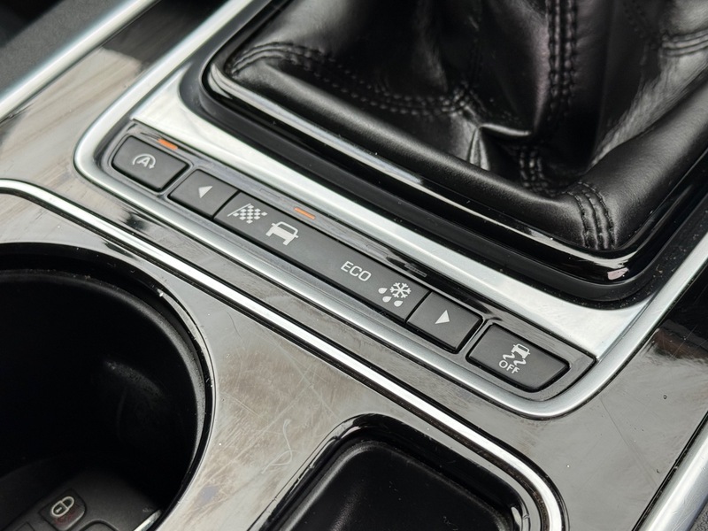 Used Jaguar XE 2015 for sale - 77709005: Photo 31