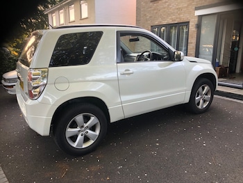 Used Suzuki Grand Vitara 2012 for sale - 75582156: Photo
