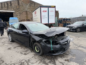 Used Vauxhall Insignia 2019 for sale - 77932326: Photo