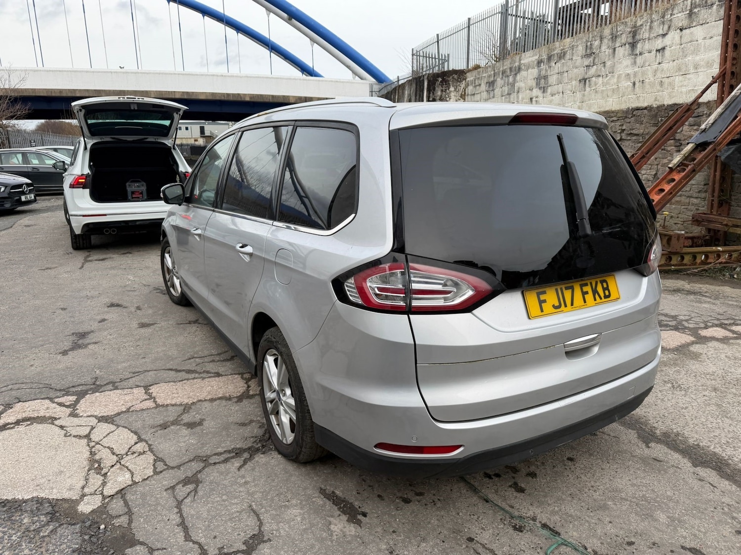 Used Ford Galaxy 2017 for sale - 77931915: Photo 7