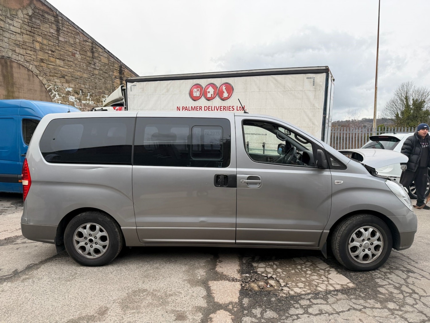 Used Hyundai i800 2010 for sale - 77932026: Photo 11