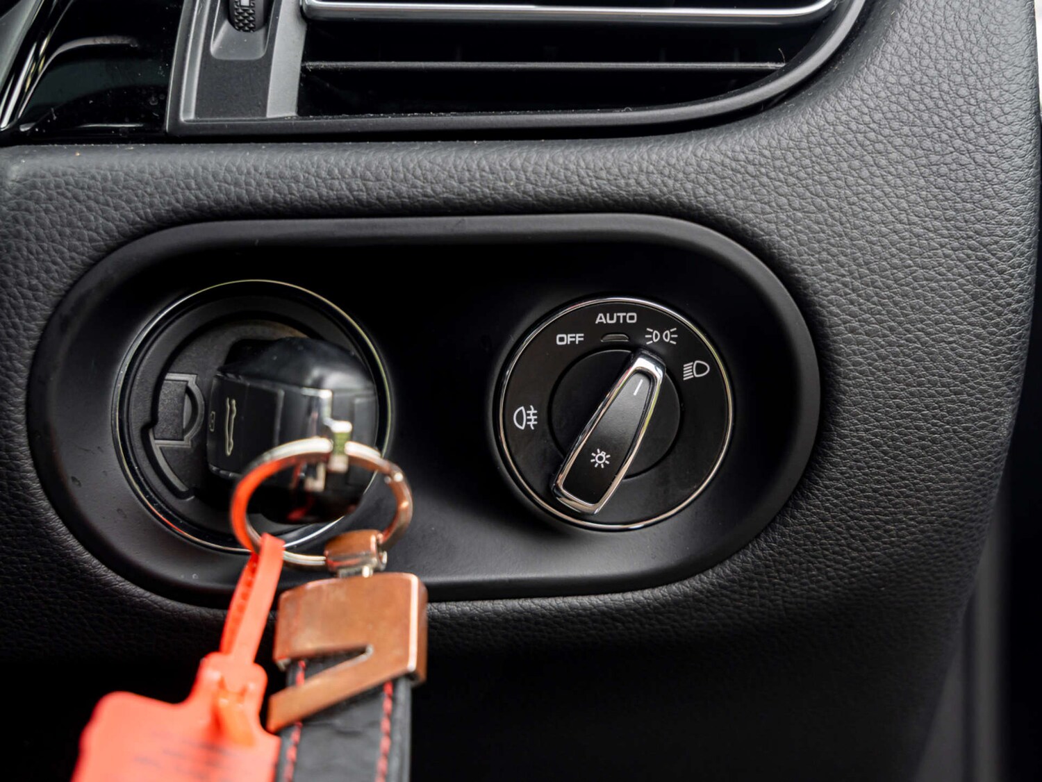 Used Porsche Macan 2022 for sale - 77652966: Photo 24