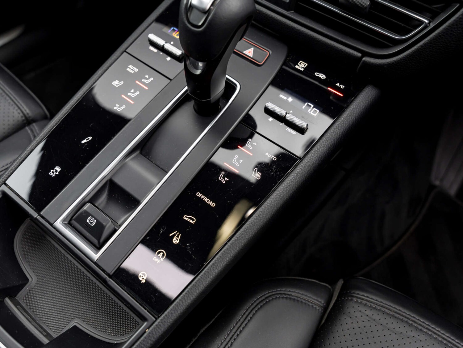 Used Porsche Macan 2022 for sale - 77652966: Photo 31