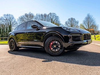 Used Porsche Cayenne 2023 for sale - 78134665: Photo