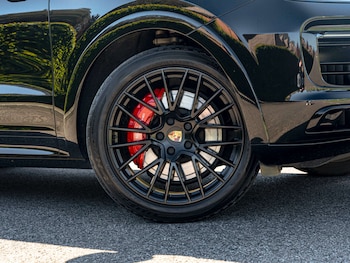 Used Porsche Cayenne 2023 for sale - 78134665: Photo