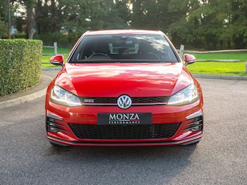 Used Volkswagen Golf 2019 for sale - 76333126: Photo