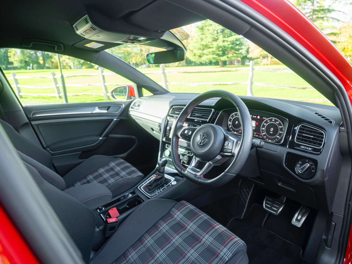 Used Volkswagen Golf 2019 for sale - 76878116: Photo 17