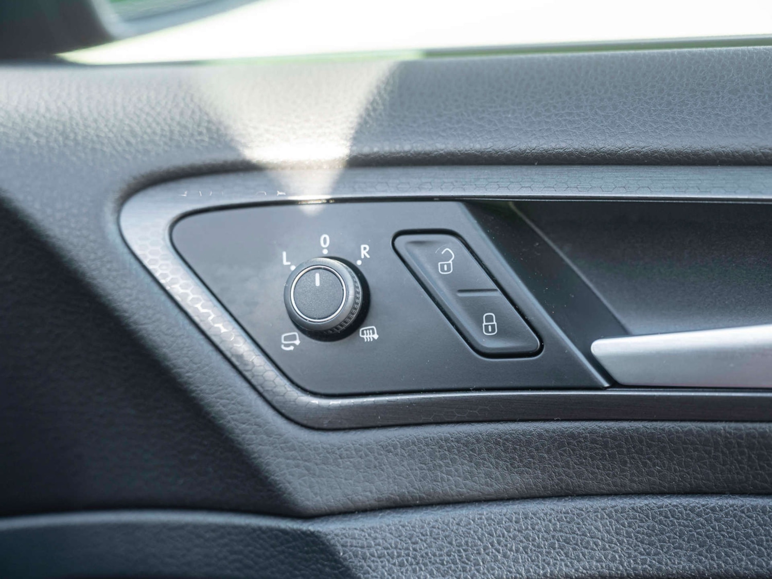 Used Volkswagen Golf 2019 for sale - 76878116: Photo 19