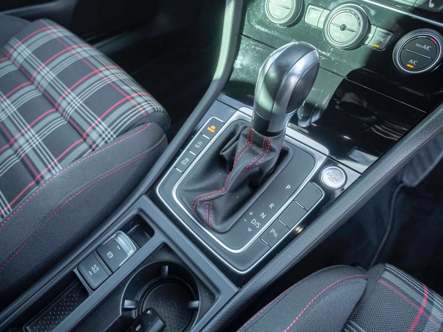 Used Volkswagen Golf 2019 for sale - 76878116: Photo 24