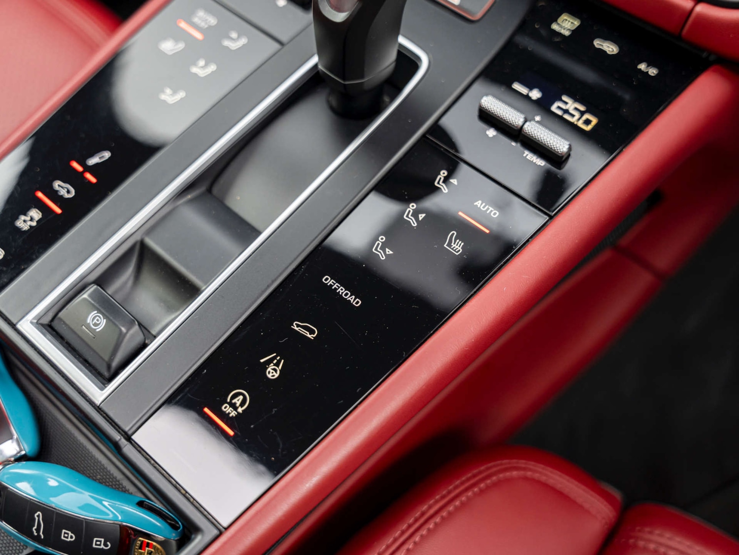 Used Porsche Macan 2022 for sale - 77423733: Photo 33