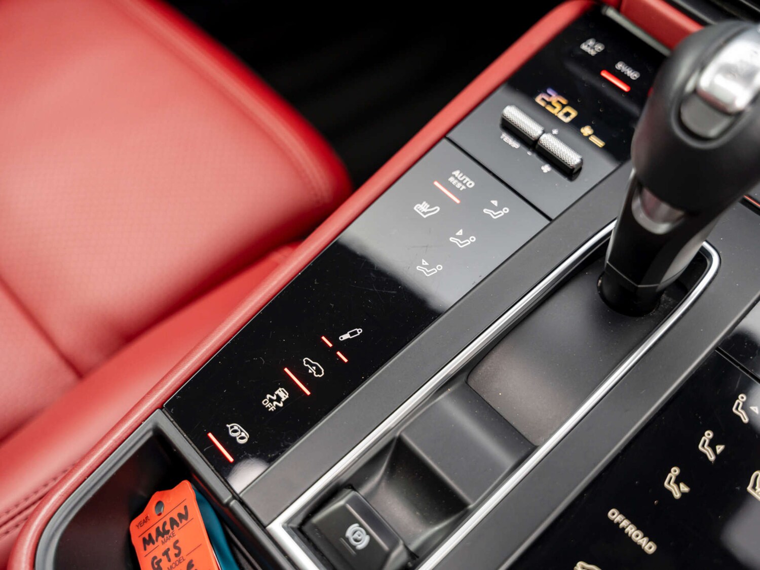 Used Porsche Macan 2022 for sale - 77423733: Photo 34