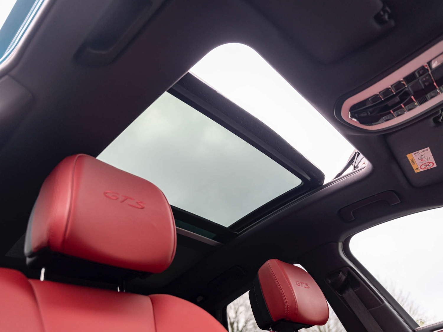 Used Porsche Macan 2022 for sale - 77423733: Photo 39