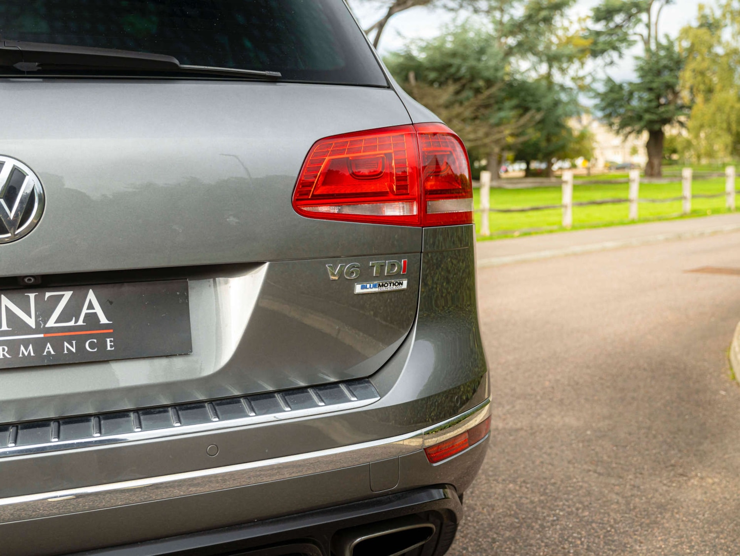 Used Volkswagen Touareg 2017 for sale - 76363992: Photo 11