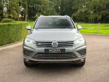 Used Volkswagen Touareg 2017 for sale - 76363992: Photo