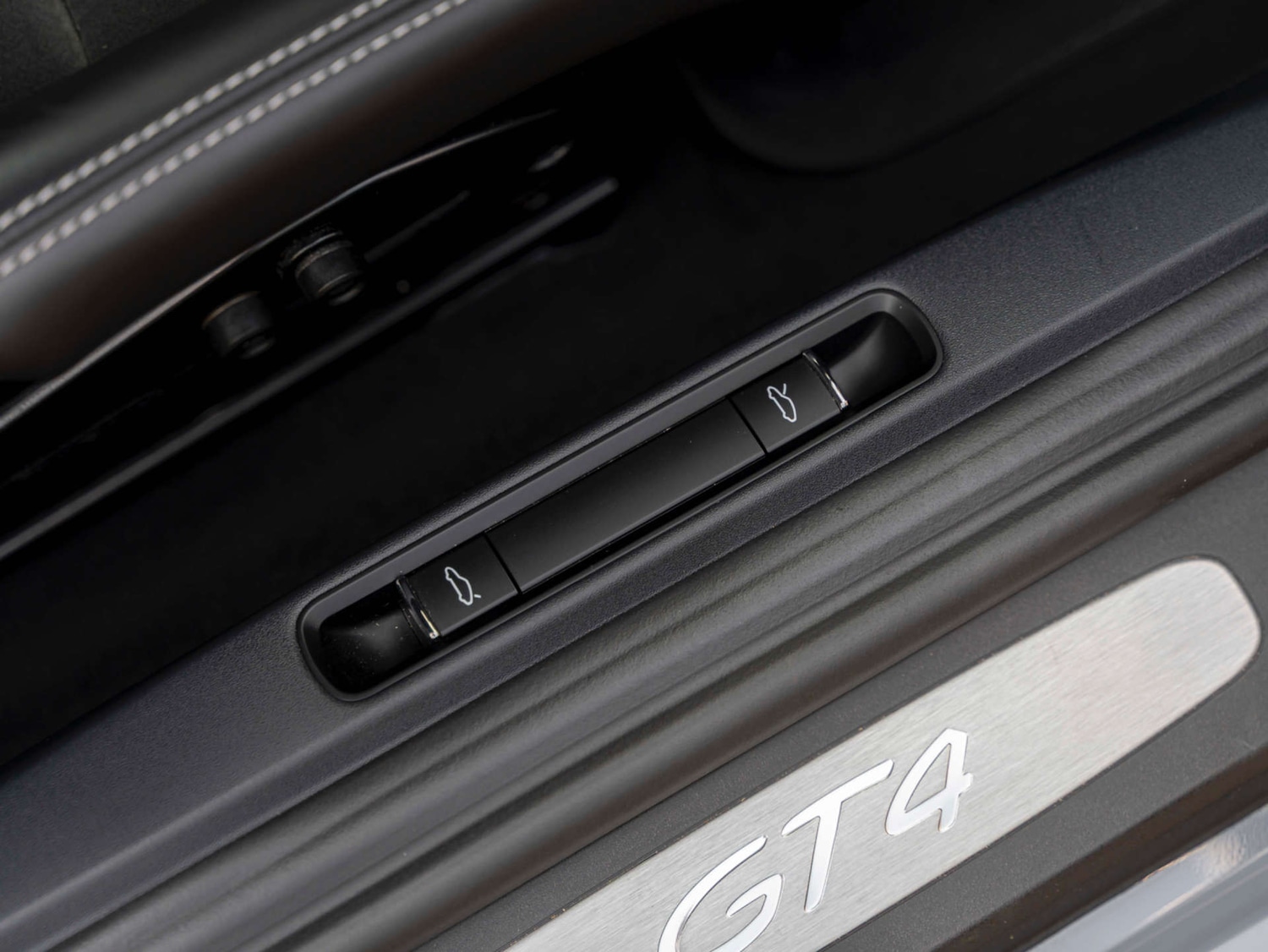 Used Porsche Cayman 2022 for sale - 76829783: Photo 26