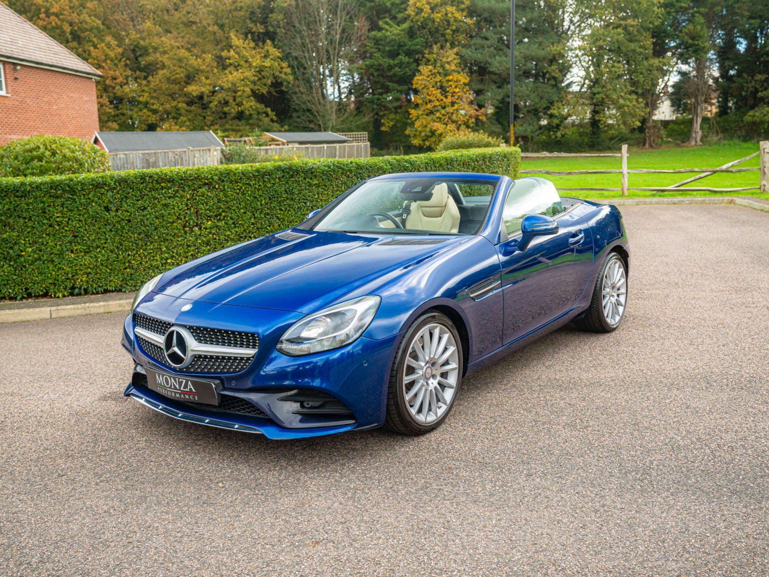 Used Mercedes-Benz SLC 2016 for sale - 76317059: Photo 13