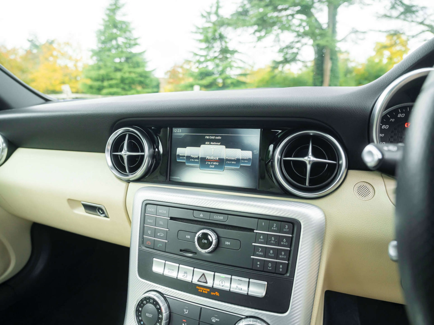 Used Mercedes-Benz SLC 2016 for sale - 76317059: Photo 18