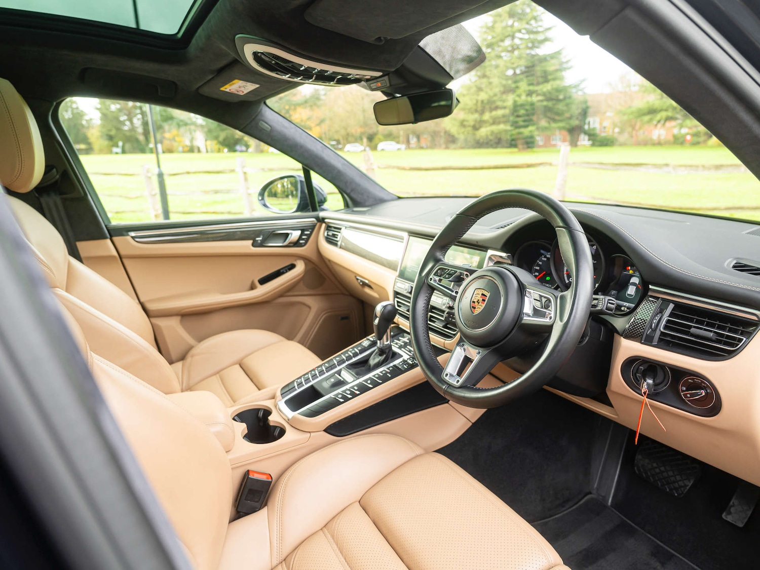 Used Porsche Macan 2019 for sale - 76699693: Photo 25