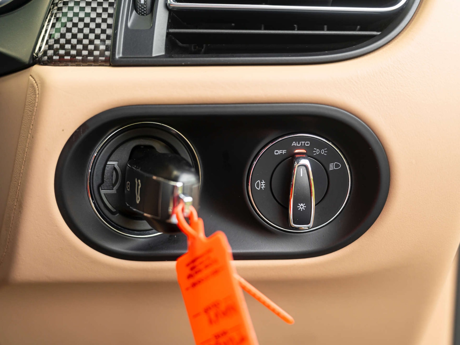 Used Porsche Macan 2019 for sale - 76699693: Photo 27