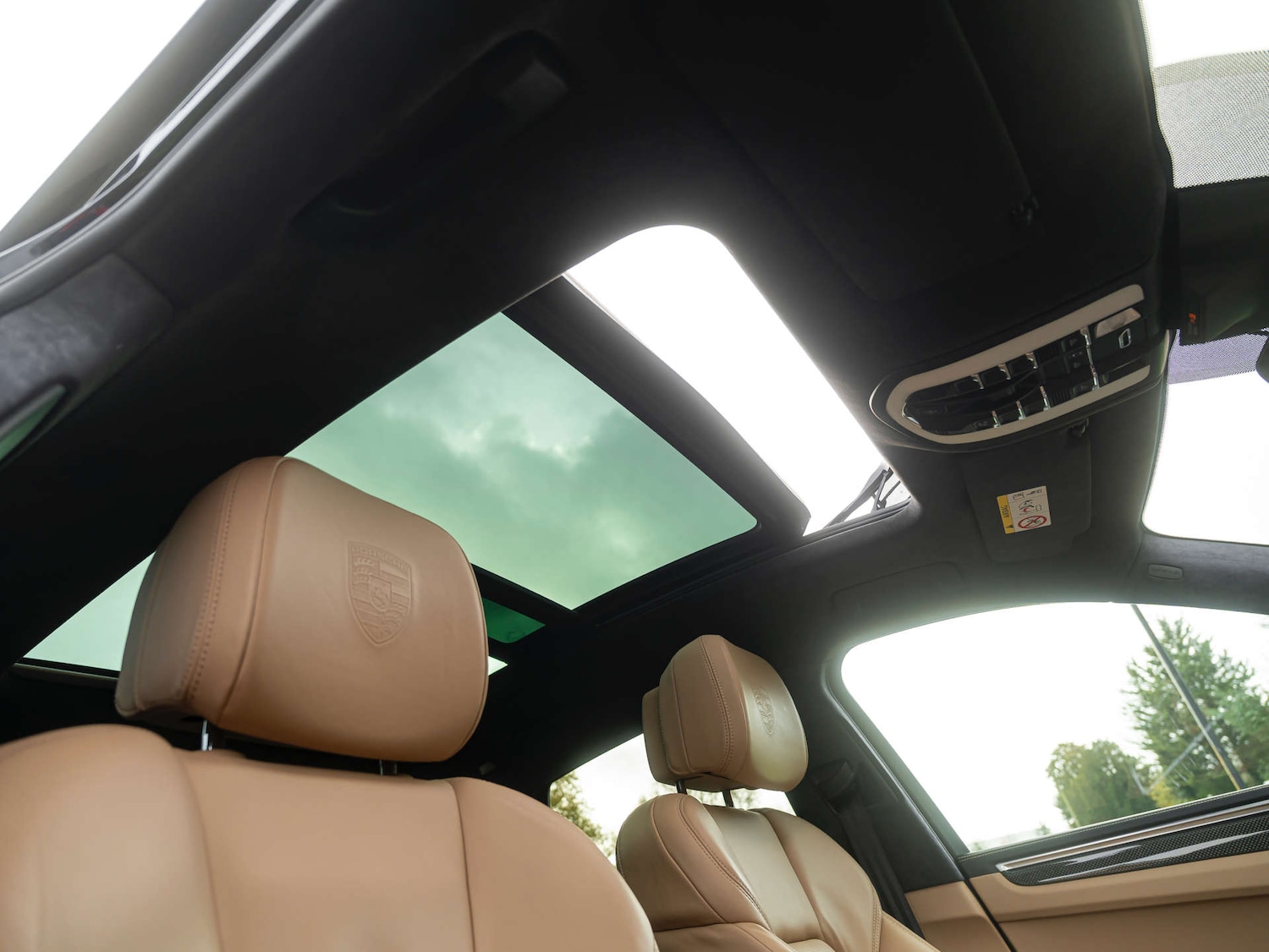 Used Porsche Macan 2019 for sale - 76699693: Photo 40