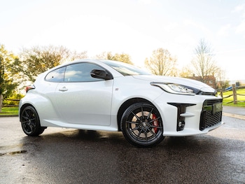 Used Toyota Yaris 2022 for sale - 76611739: Photo