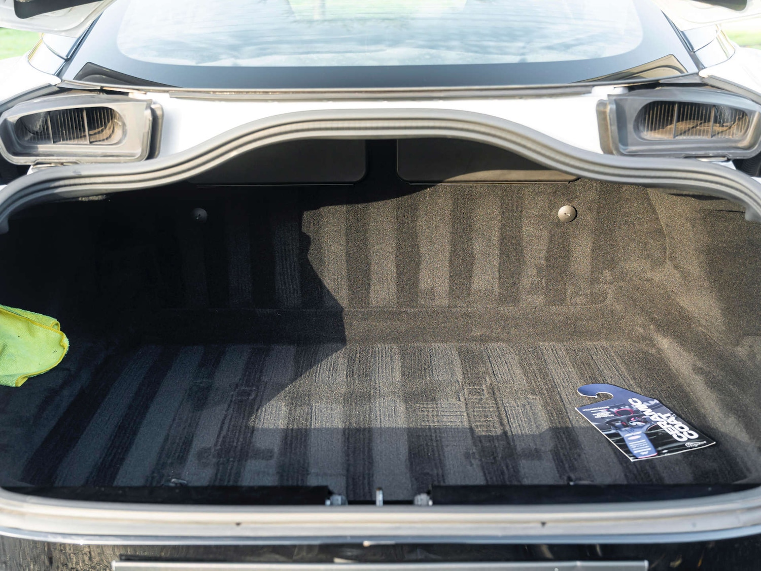 Used Aston Martin DB11 2018 for sale - 77965778: Photo 35