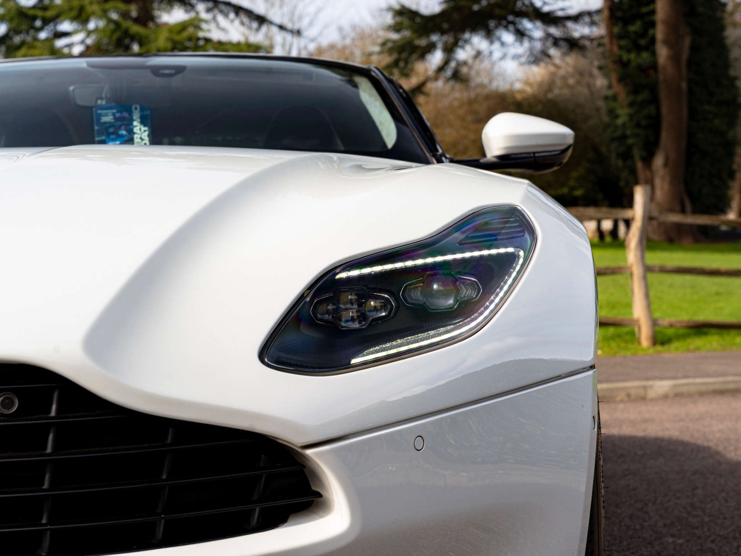Used Aston Martin DB11 2018 for sale - 77965778: Photo 6