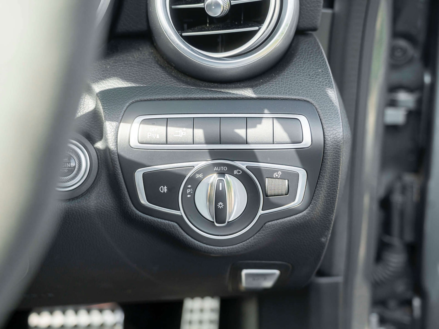 Used Mercedes-Benz C Class 2019 for sale - 76117722: Photo 28