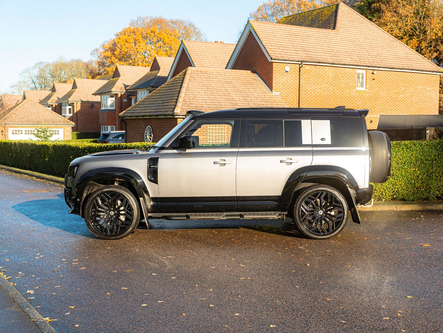 Used Land Rover Defender 2023 for sale - 76895842: Photo 13