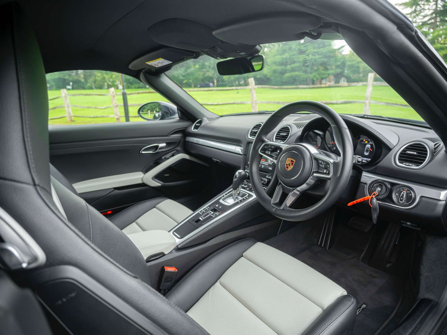 Used Porsche Other 2017 for sale - 76117716: Photo 24