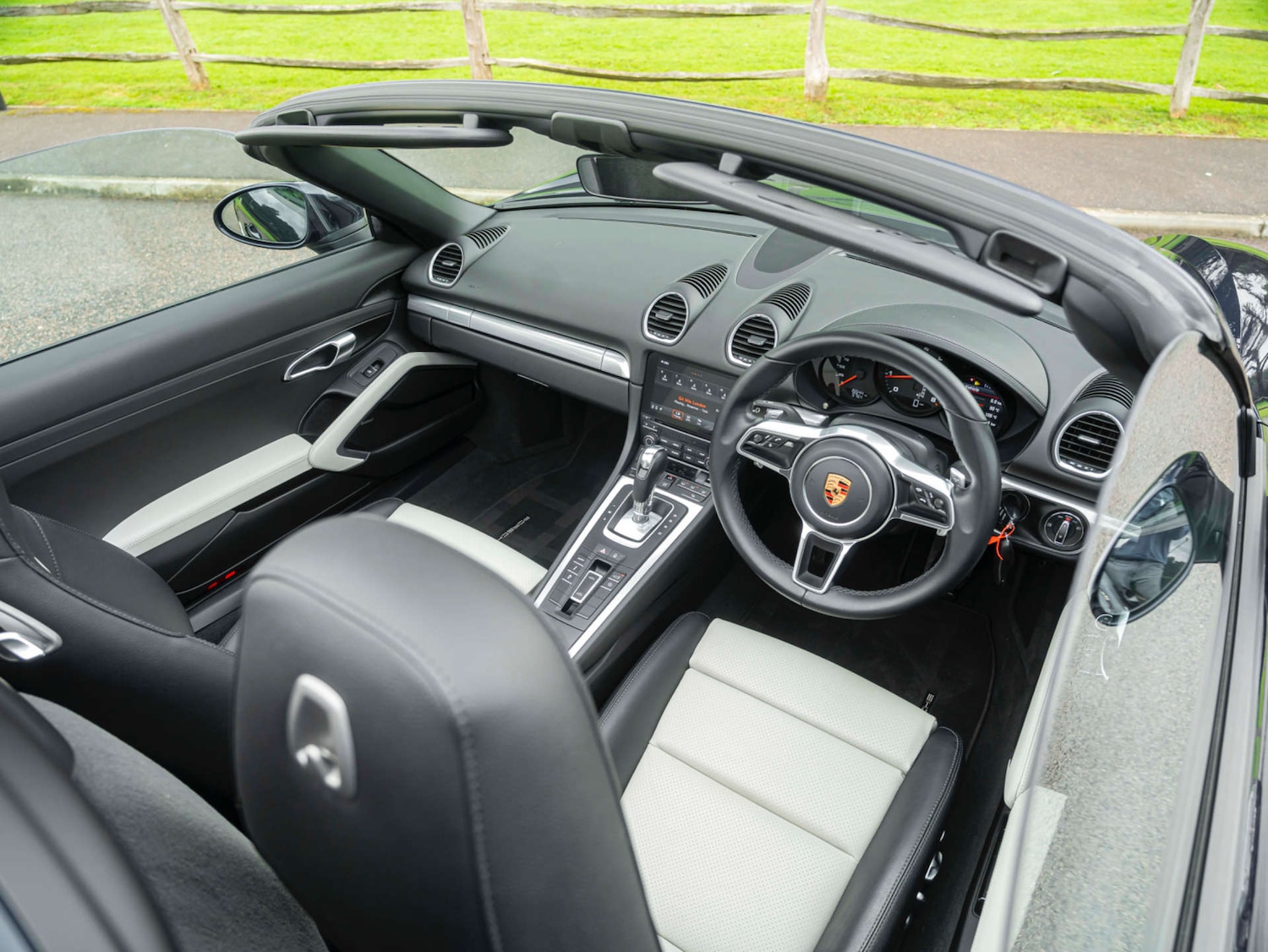 Used Porsche Other 2017 for sale - 76117716: Photo 41