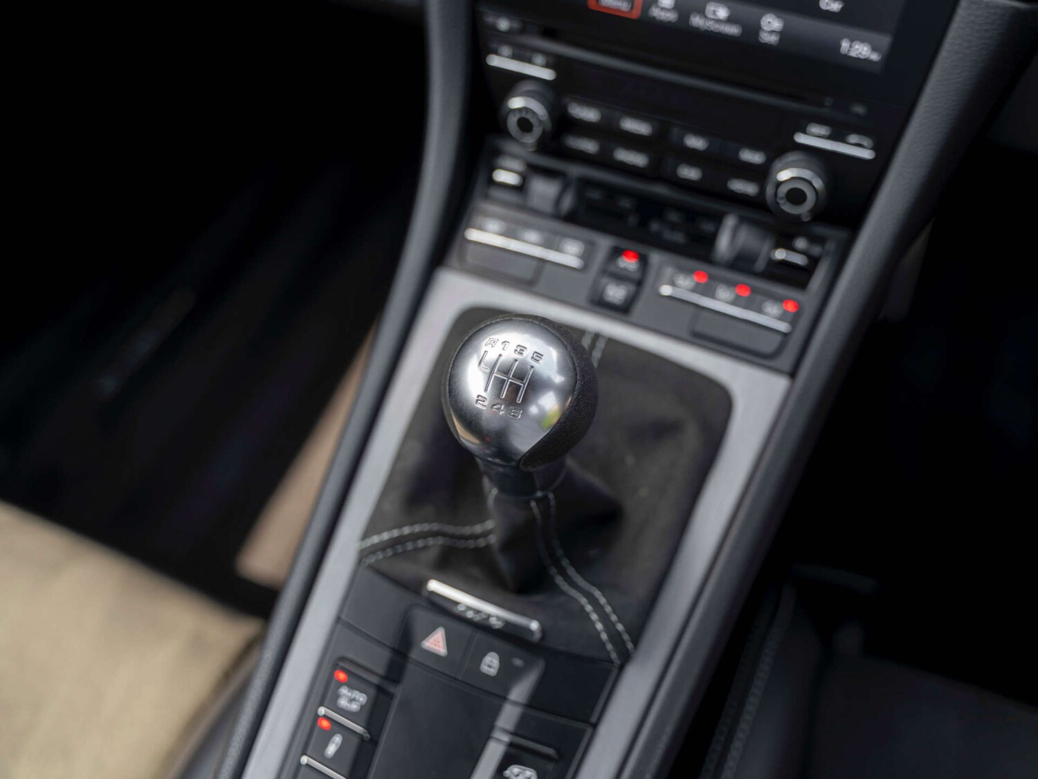 Used Porsche Cayman 2022 for sale - 77506857: Photo 31