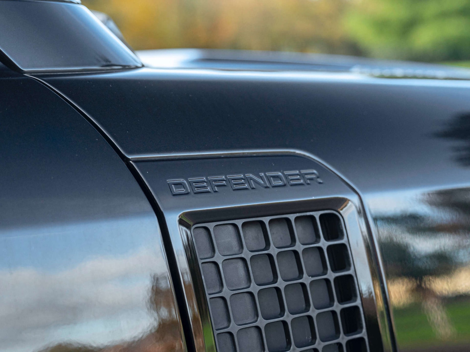 Used Land Rover Defender 2021 for sale - 76493602: Photo 6