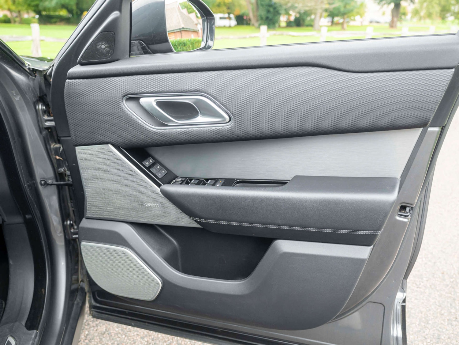 Used Land Rover Range Rover Velar 2019 for sale - 76983885: Photo 18