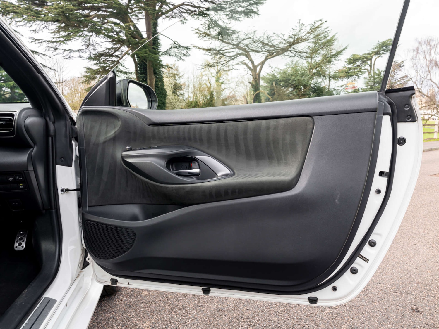 Used Toyota Yaris 2022 for sale - 77650522: Photo 24