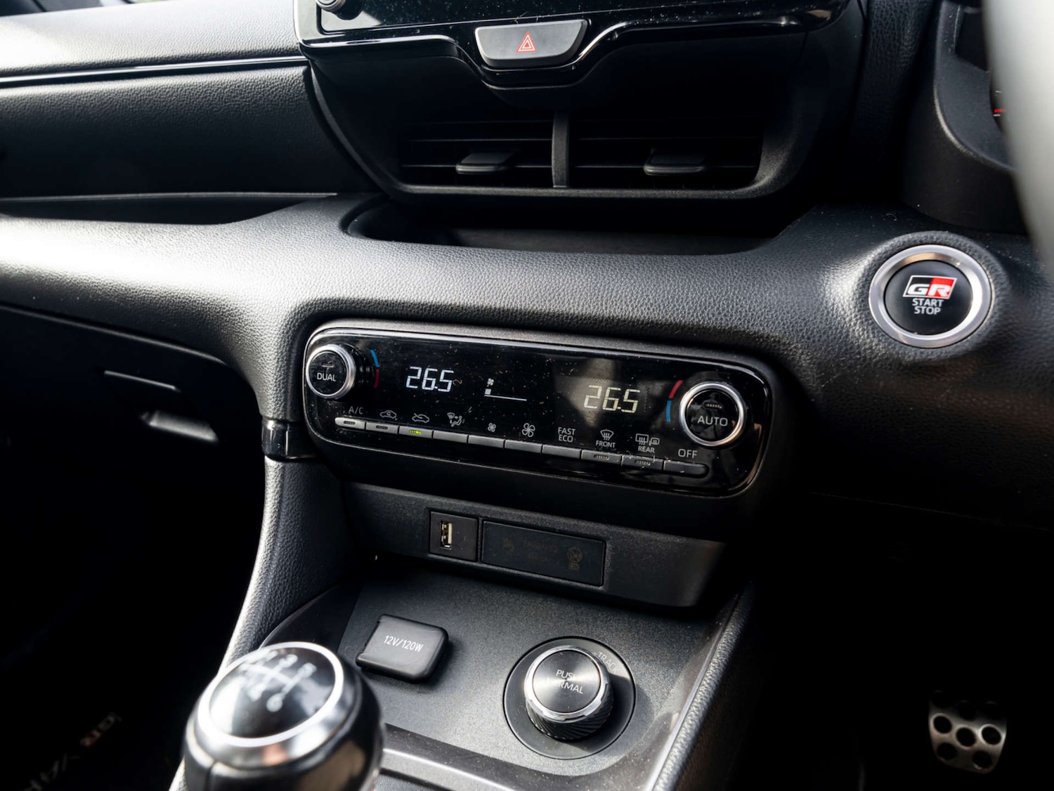 Used Toyota Yaris 2022 for sale - 77650522: Photo 32