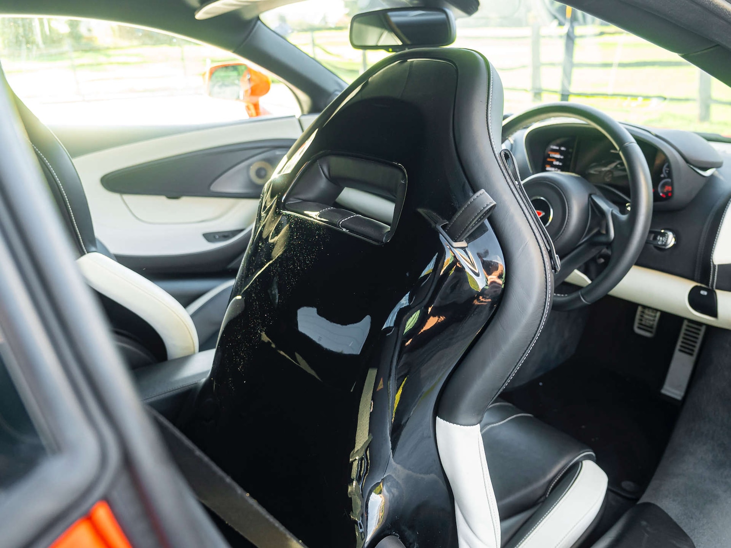 Used McLaren 570S 2016 for sale - 76654024: Photo 23