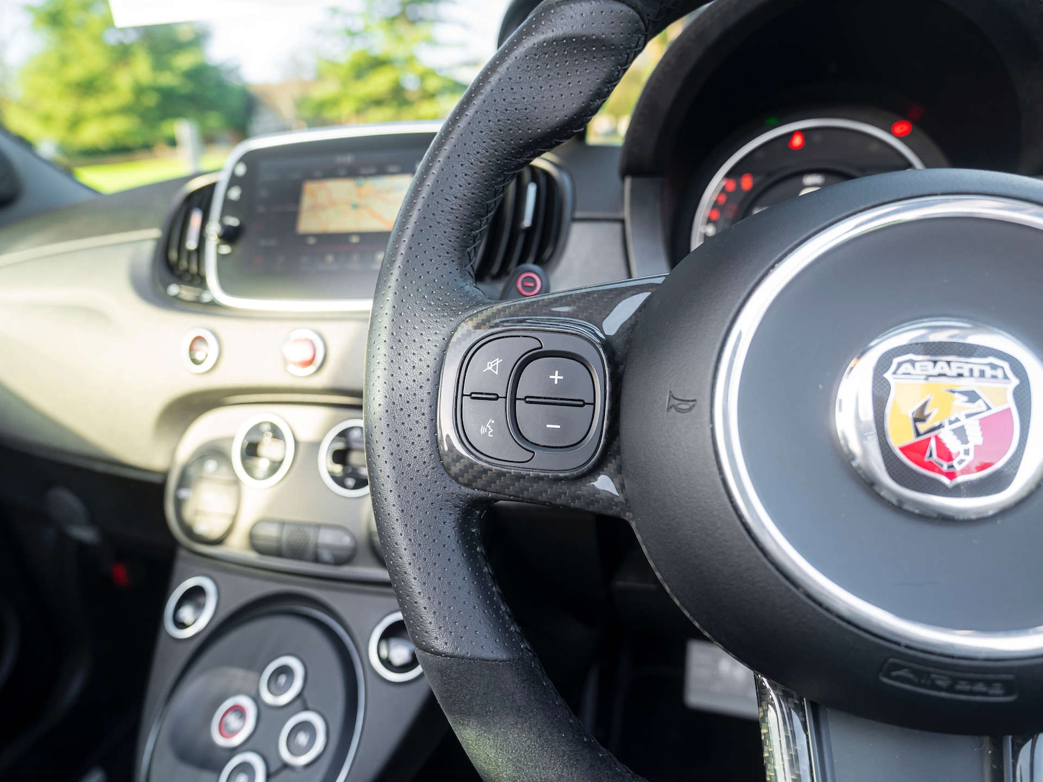 Used Abarth 595 2021 for sale - 76934886: Photo 28