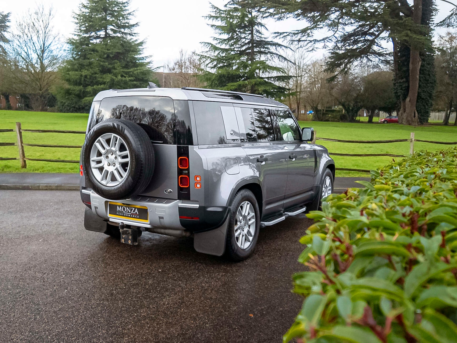Used Land Rover Defender 2020 for sale - 77790768: Photo 13
