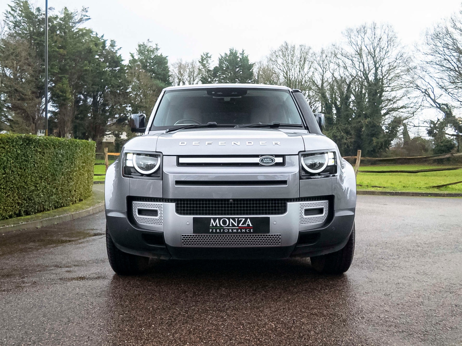 Used Land Rover Defender 2020 for sale - 77790768: Photo 5