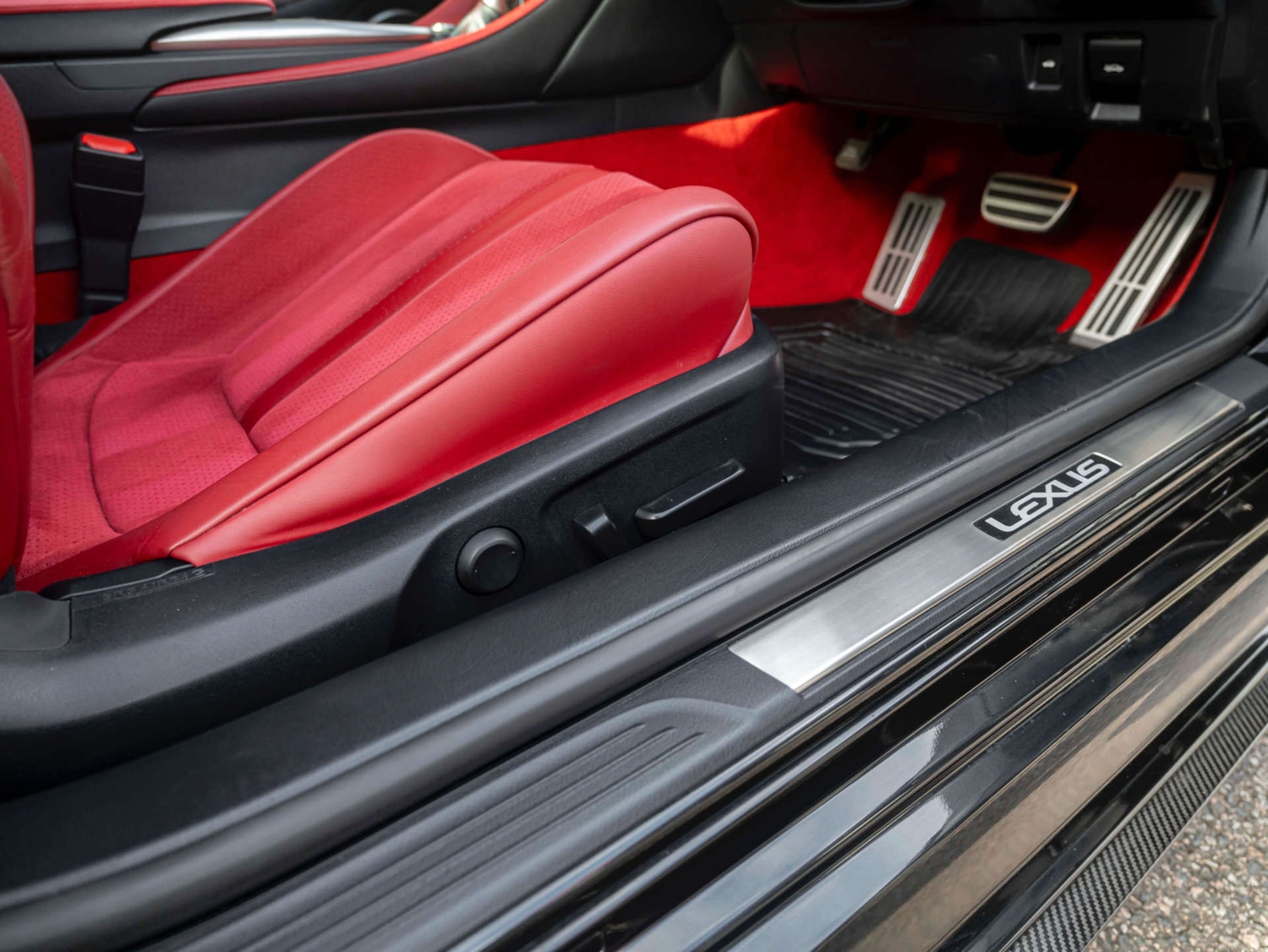 Used Lexus RC 2020 for sale - 76352617: Photo 33