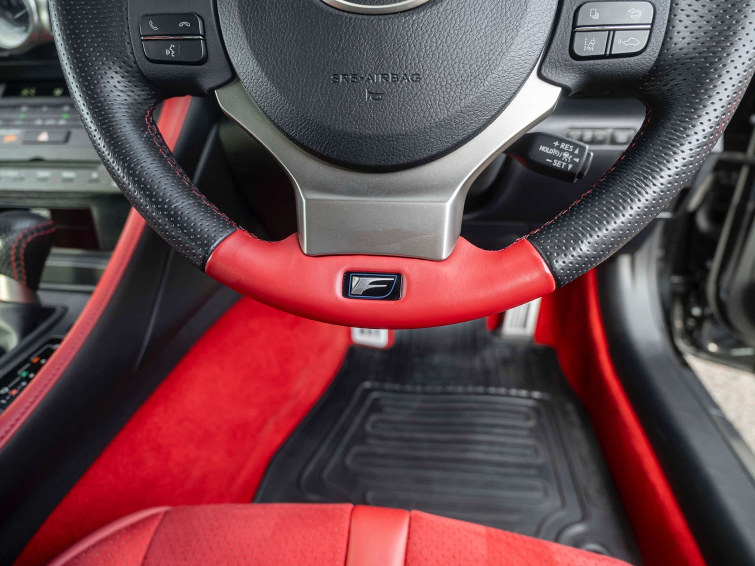 Used Lexus RC 2020 for sale - 76352617: Photo 41