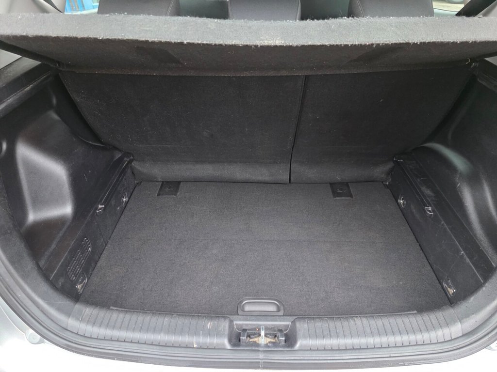 Used Kia Venga 2010 for sale - 77693225: Photo 10