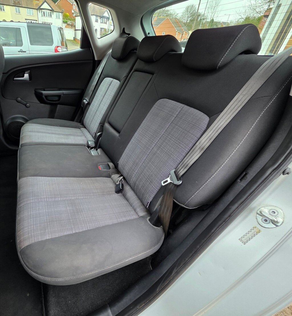 Used Kia Venga 2010 for sale - 77693225: Photo 19