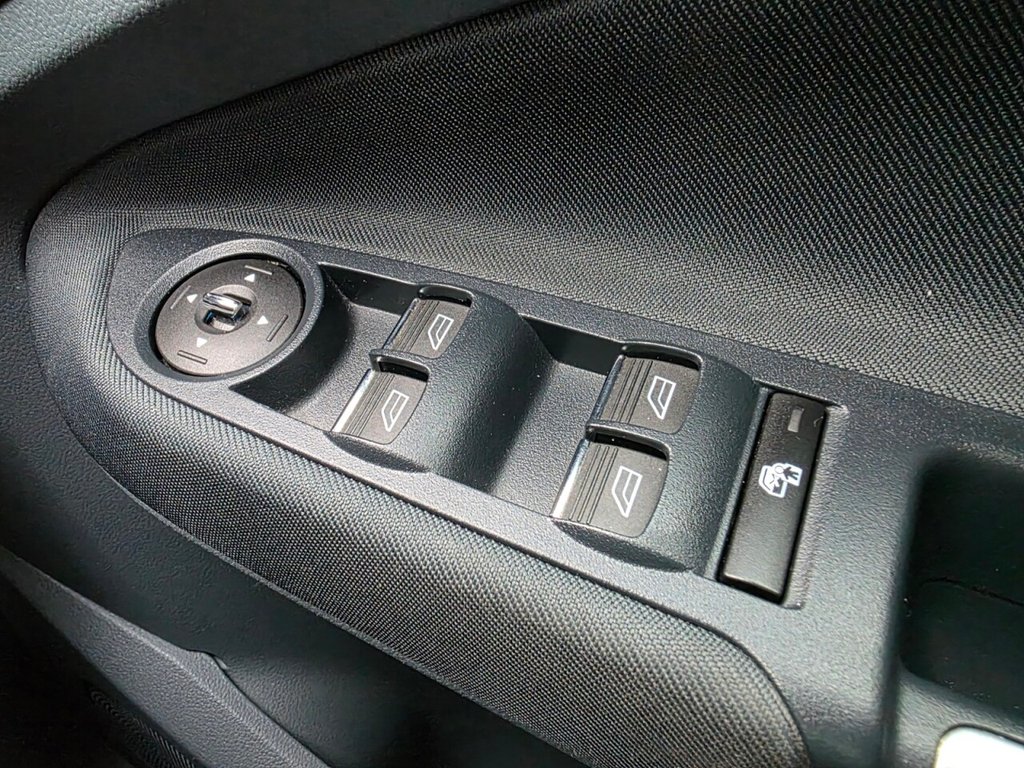 Used Ford C-Max 2013 for sale - 76768135: Photo 25