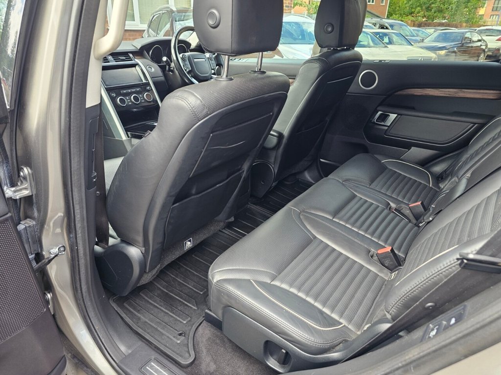 Used Land Rover Discovery 2018 for sale - 76950208: Photo 14