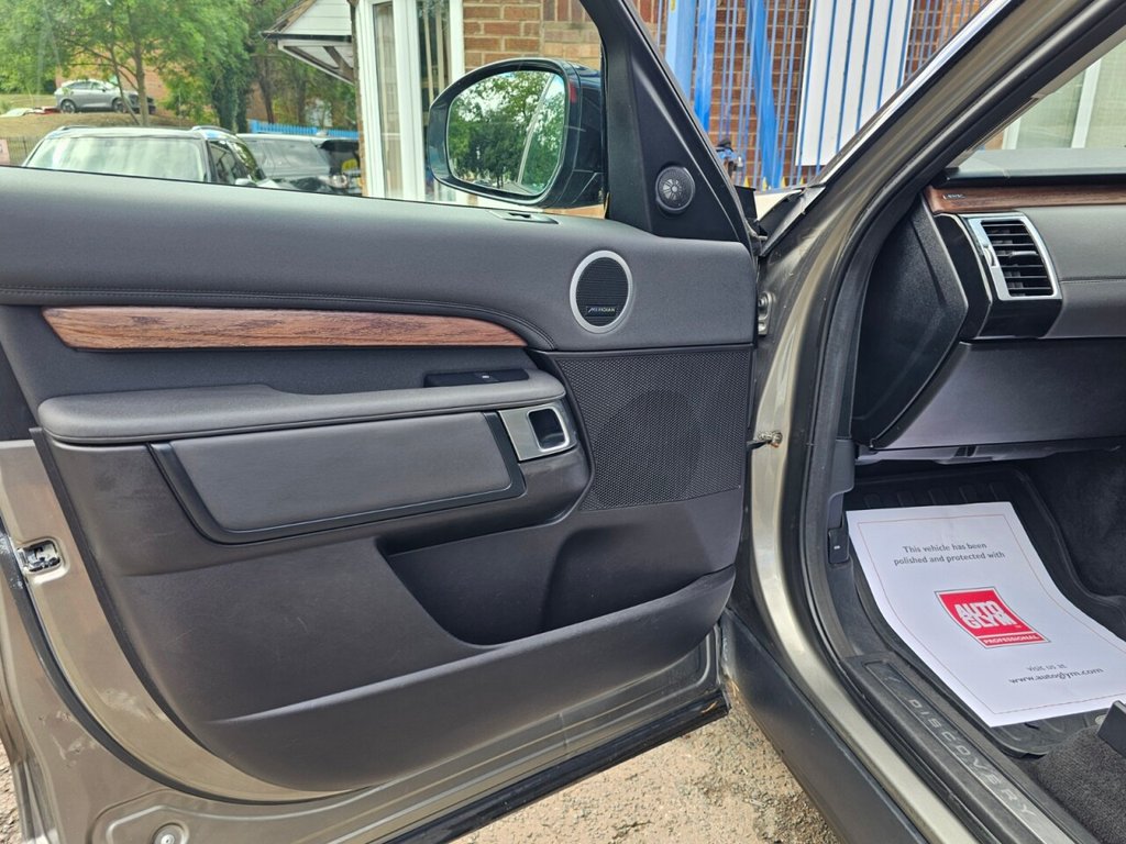 Used Land Rover Discovery 2018 for sale - 76950208: Photo 20