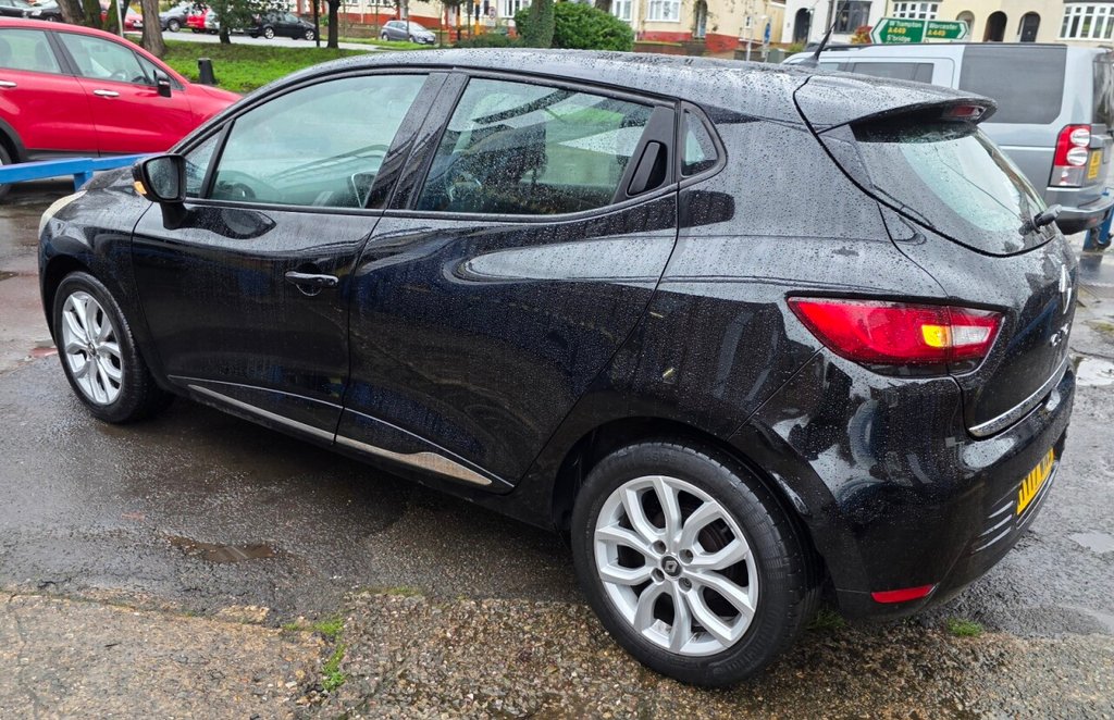 Used Renault Clio 2017 for sale - 77110822: Photo 12