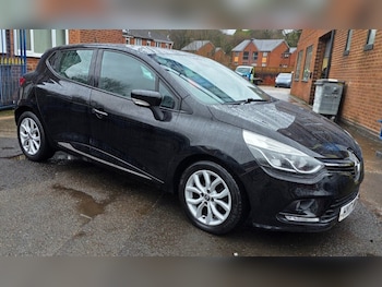 Used Renault Clio 2017 for sale - 77110822: Photo