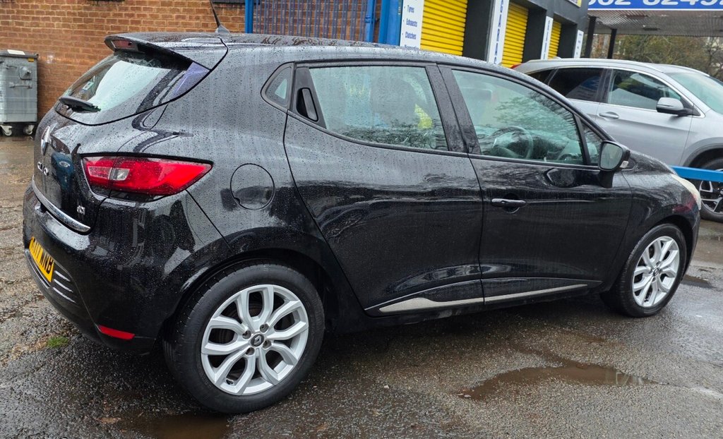 Used Renault Clio 2017 for sale - 77110822: Photo 7